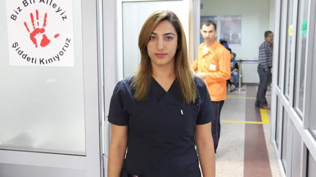 4 Aylık Hamile Olan Sağlık Personeline Saldırdılar